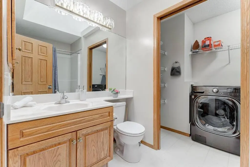 Coral Springs Lakefront Retreat Calgary