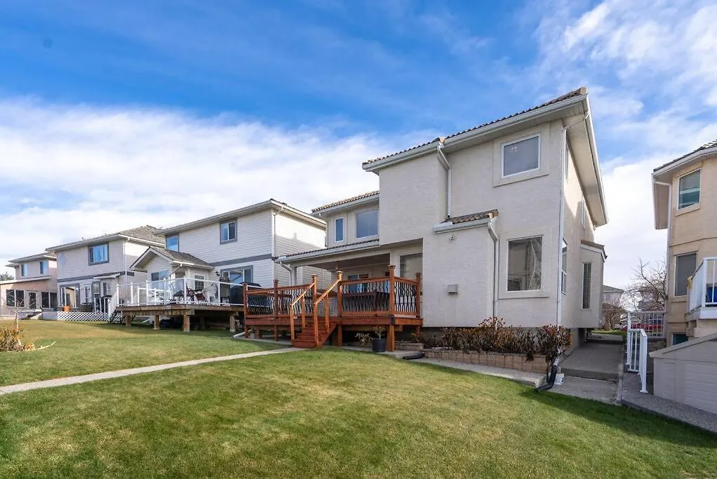 Coral Springs Lakefront Retreat Calgary