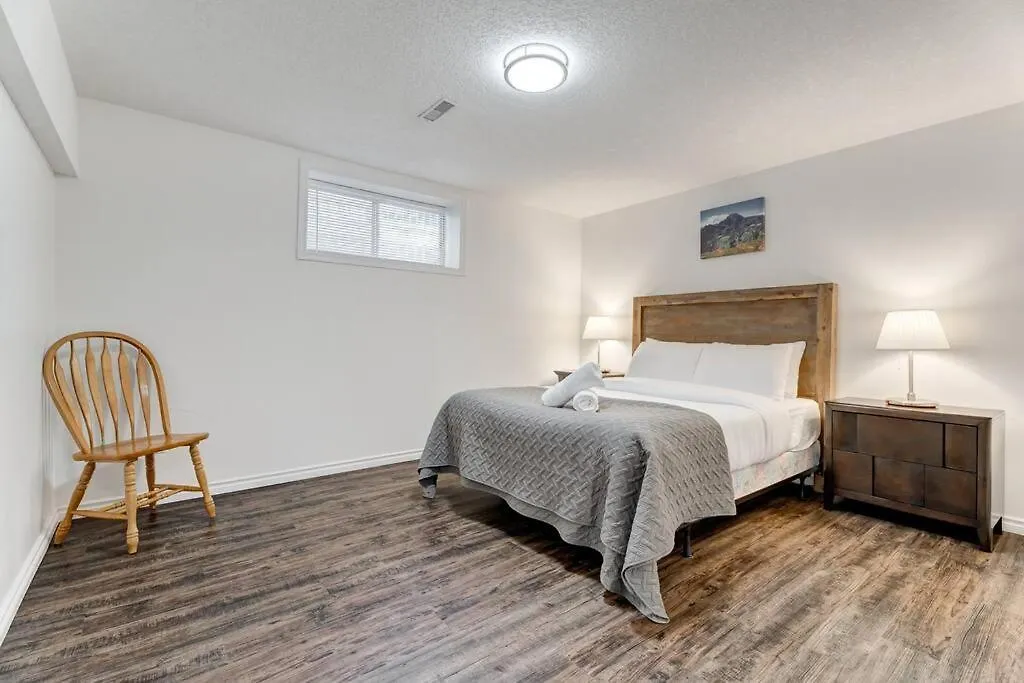 Holiday home Coral Springs Lakefront Retreat Calgary Canada